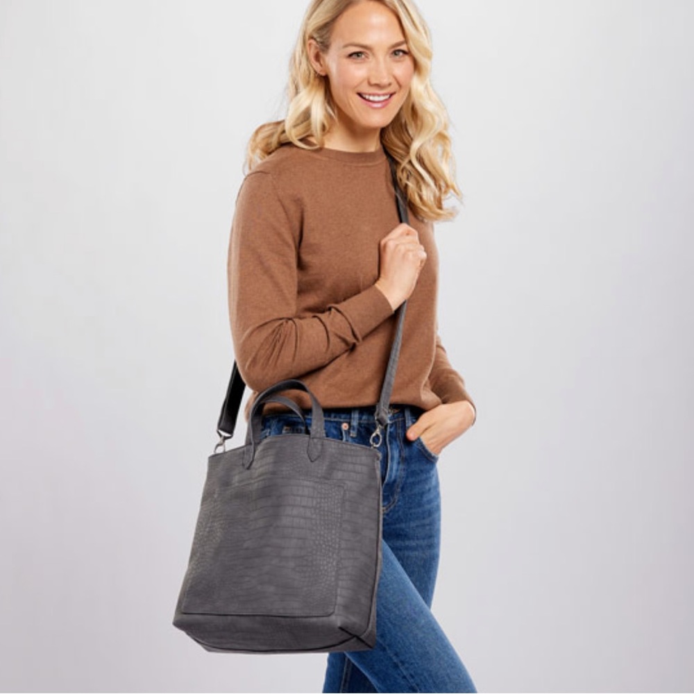 🖤BLACK FRIDAY SALE🖤 NWT THIRTY ONE WINDOW SHOPPER LTD GREY CROCODILE